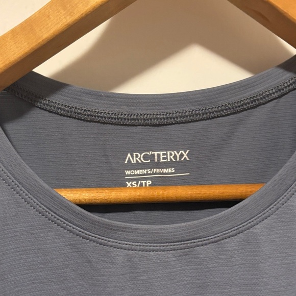 Arc'teryx Slate Gray Short Sleeve Tee - Picture 2 of 8